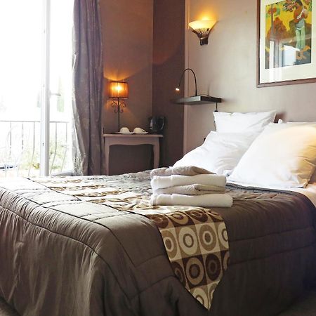 Hotel Mon Soleil Ла-Год Екстер'єр фото