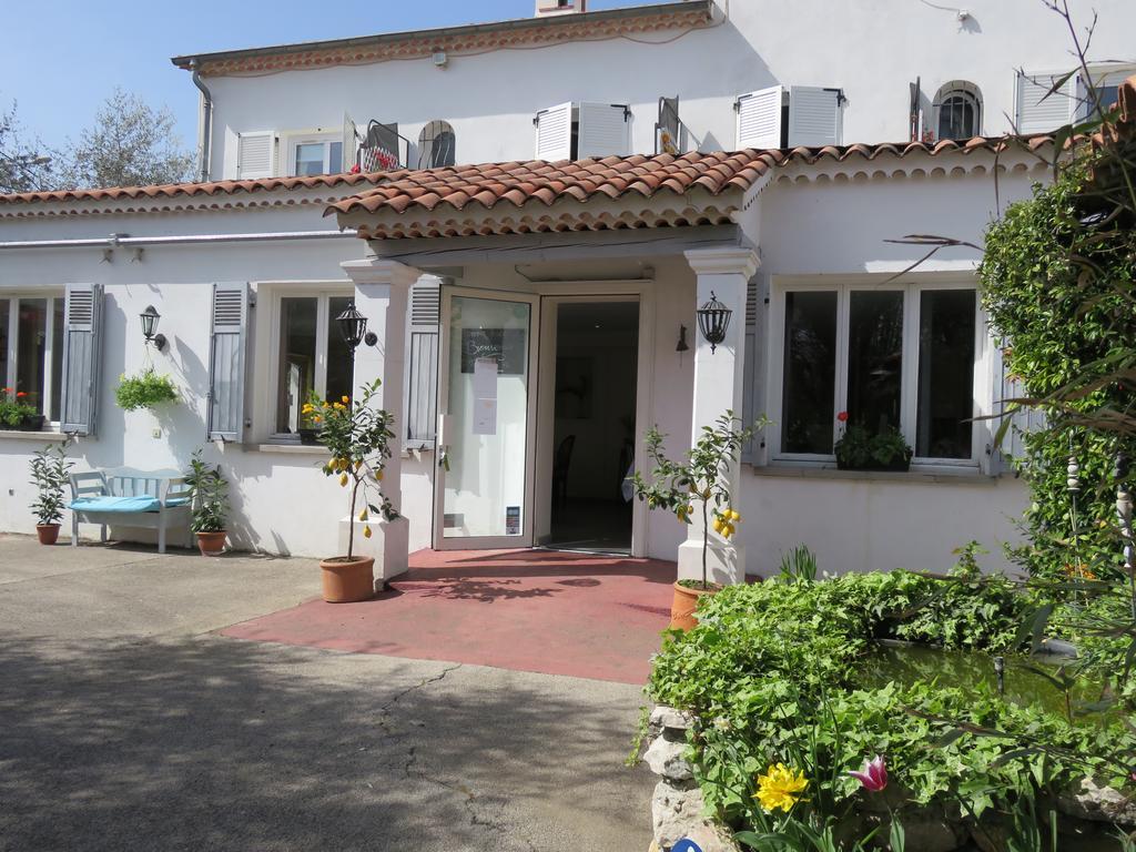 Hotel Mon Soleil Ла-Год Екстер'єр фото