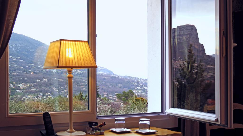Hotel Mon Soleil Ла-Год Екстер'єр фото